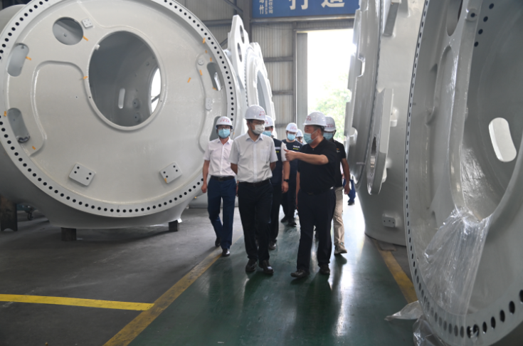 國慶前夕，市委書記王宏蒞臨仟坤集團檢查指導(dǎo)安全環(huán)保工作